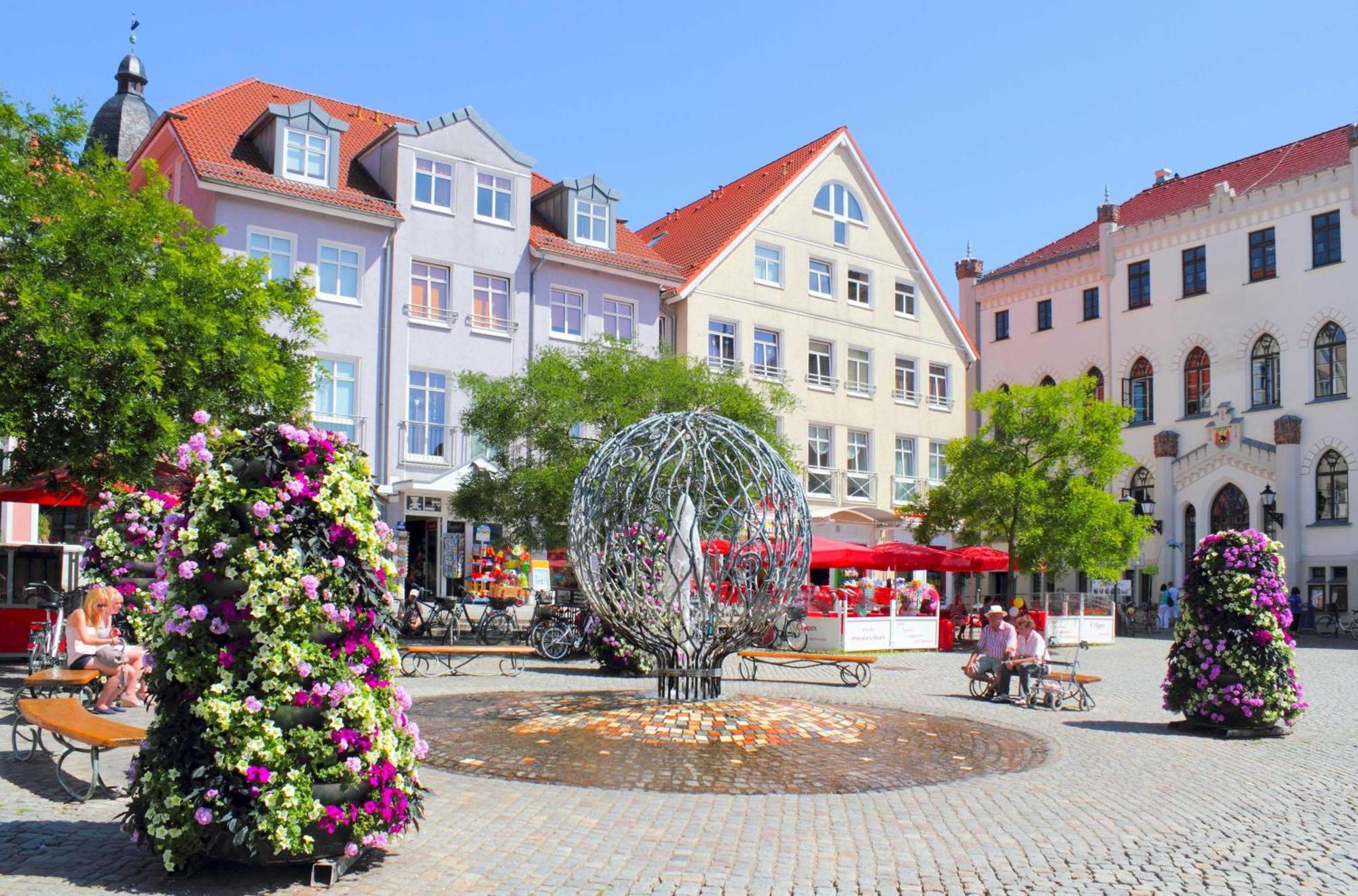 Grosse Sommerliebe - Ferienhaus Nah Am Volksbad Und Radwanderweg 瓦伦 外观 照片